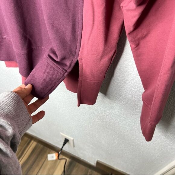 NWOT! Athleta Color Block Pink/Plumb Sweatshirt Loose Fit Women’s Size Small - Picture 8 of 12